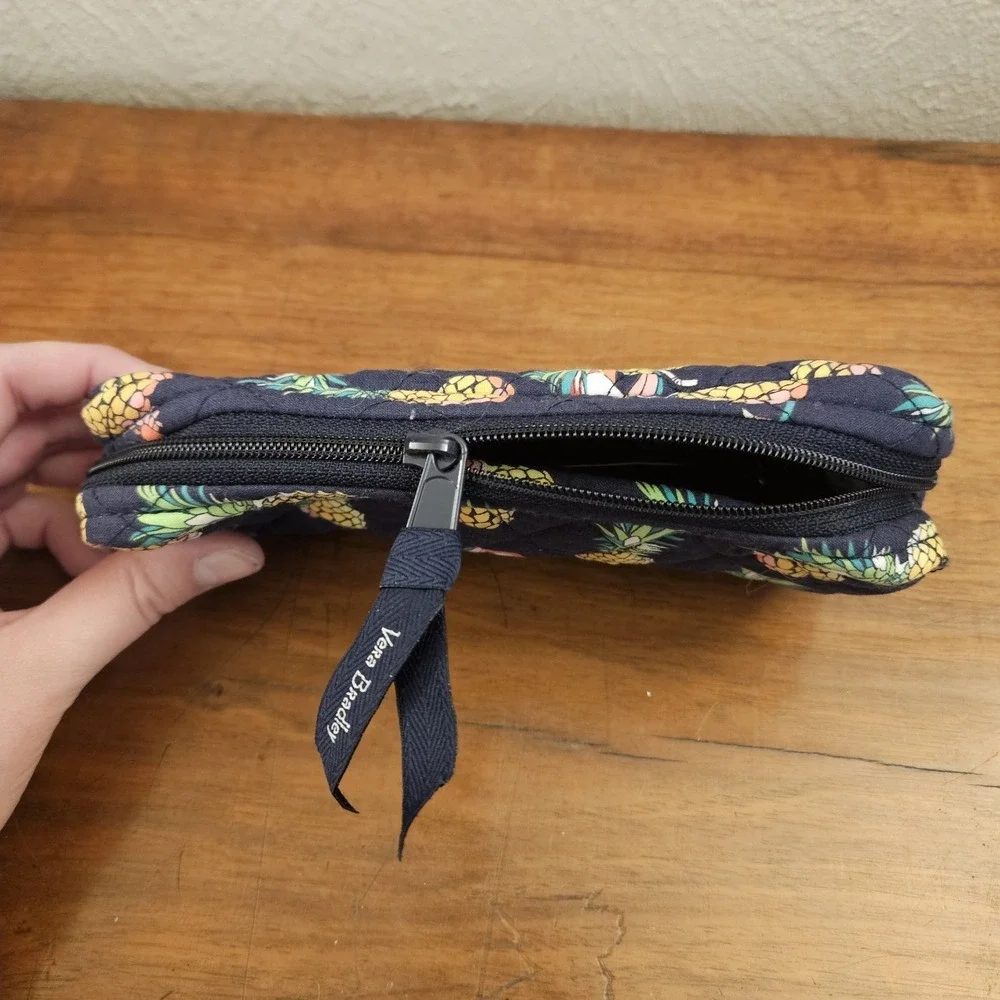 Vera‎ Bradley Toucan Party Make Up Brush & Pencil Case Zipper Plastic Lined